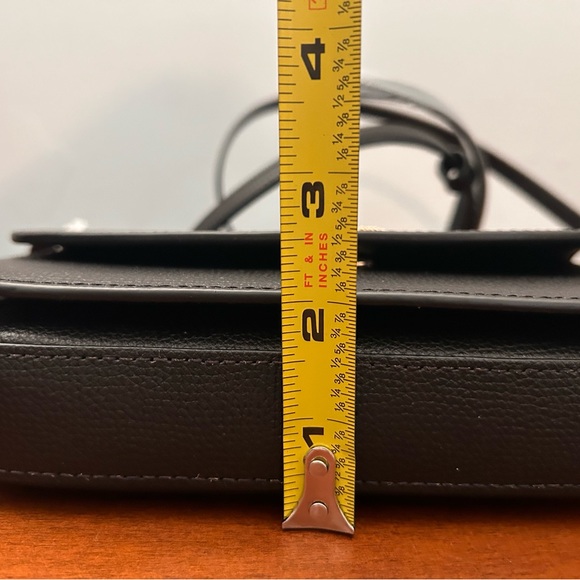 Kate Spade Kristi black leather chain detail  adjustable crossbody bag Msrp  249 - Picture 10 of 15